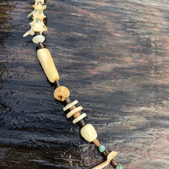 Native American Snake Bone Necklace - Picture 4 of 9